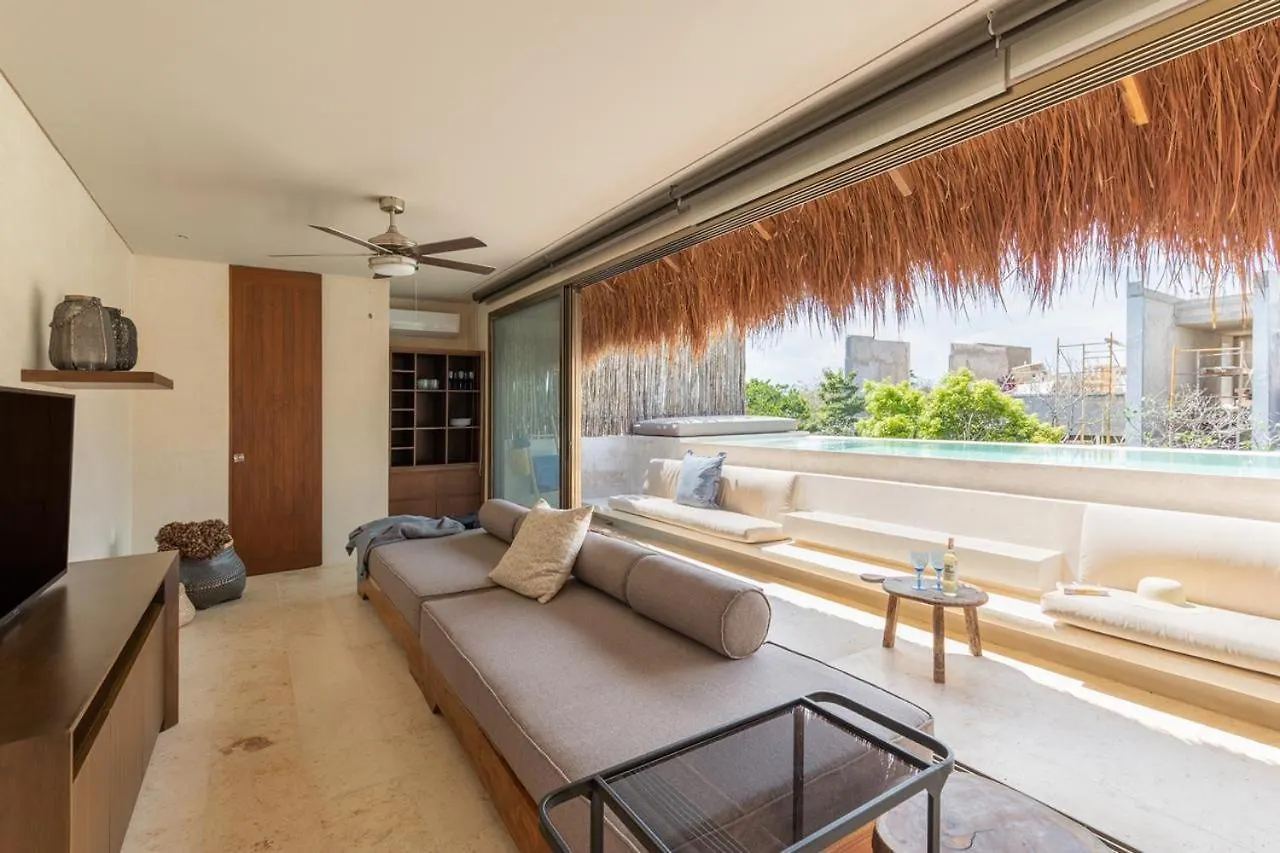 아파트 Luxury 2 Bedroom Penthouse - Private Pool - Spa - Sky Jungle Luum Zama 툴룸